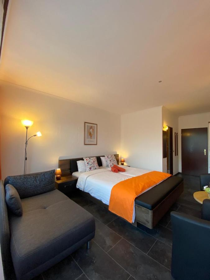 Hotel Filoxenia Butjadingen Bagian luar foto