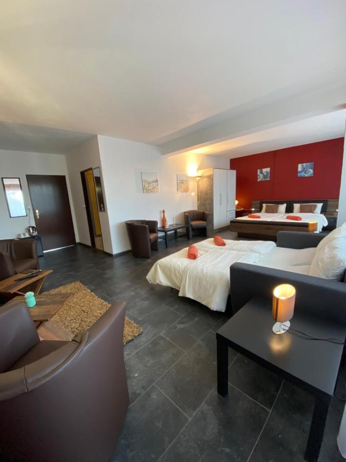 Hotel Filoxenia Butjadingen Bagian luar foto