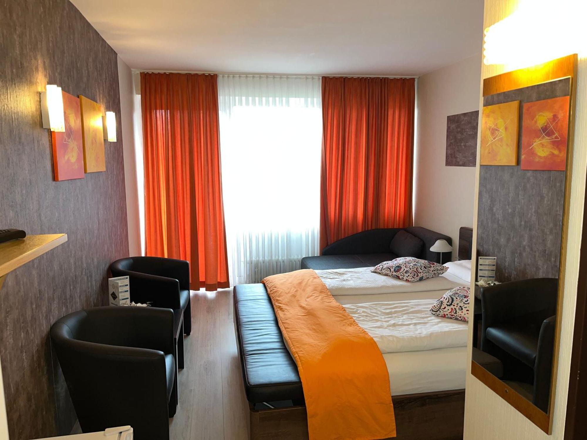 Hotel Filoxenia Butjadingen Bagian luar foto