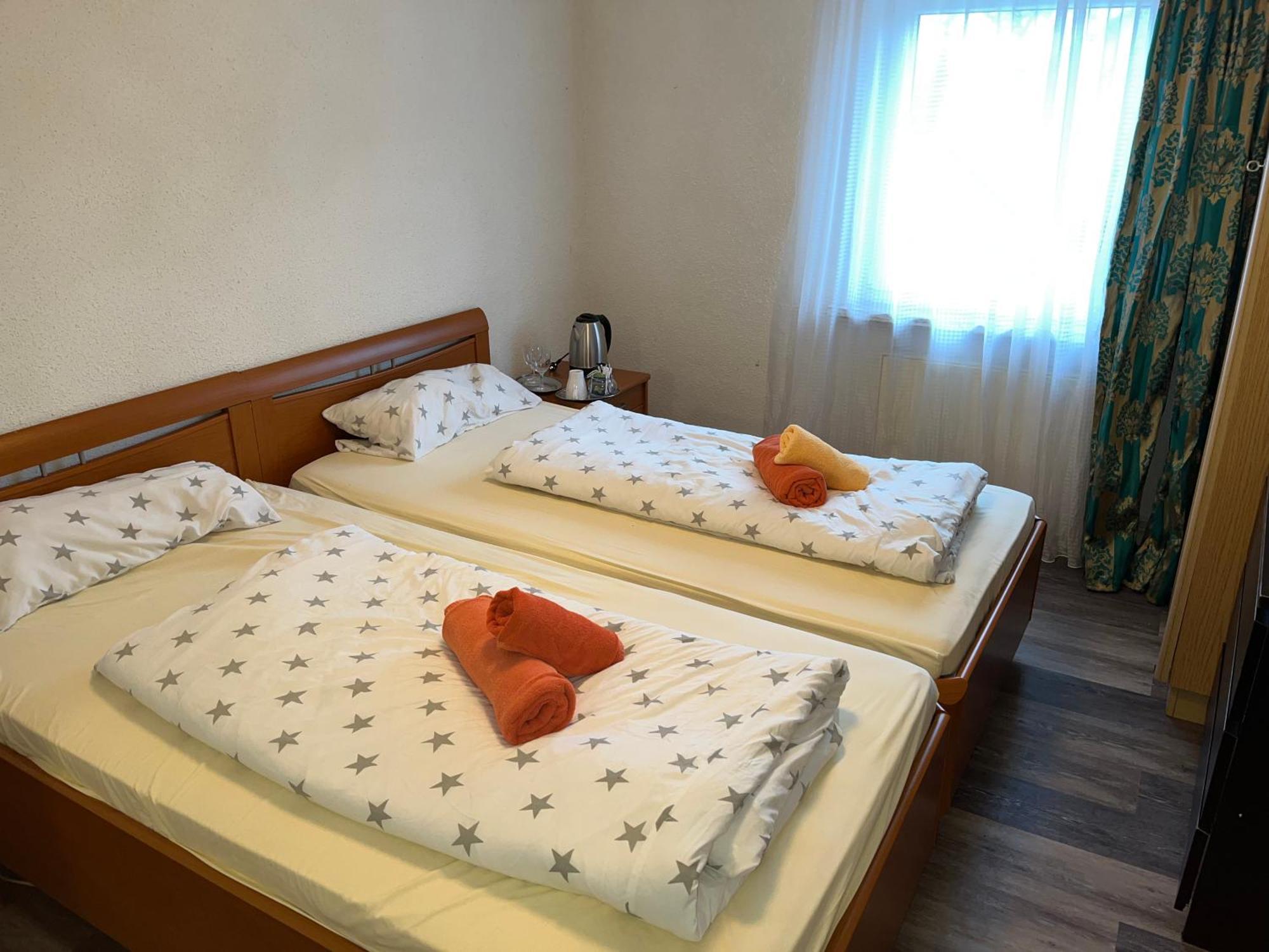 Hotel Filoxenia Butjadingen Bagian luar foto